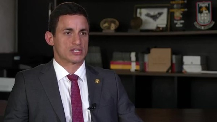 Permanência do Delegado-Geral de Polícia Civil de Alagoas no cargo causa preocupação com a imagem da instituição