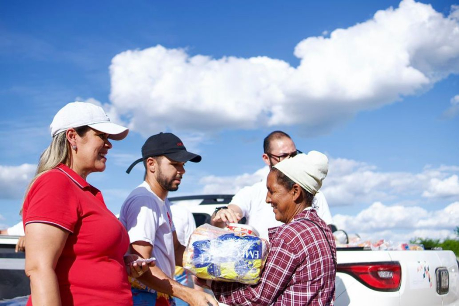 Prefeitura de Delmiro Gouveia conclui entrega de cestas básicas da Semana Santa na zona rural
