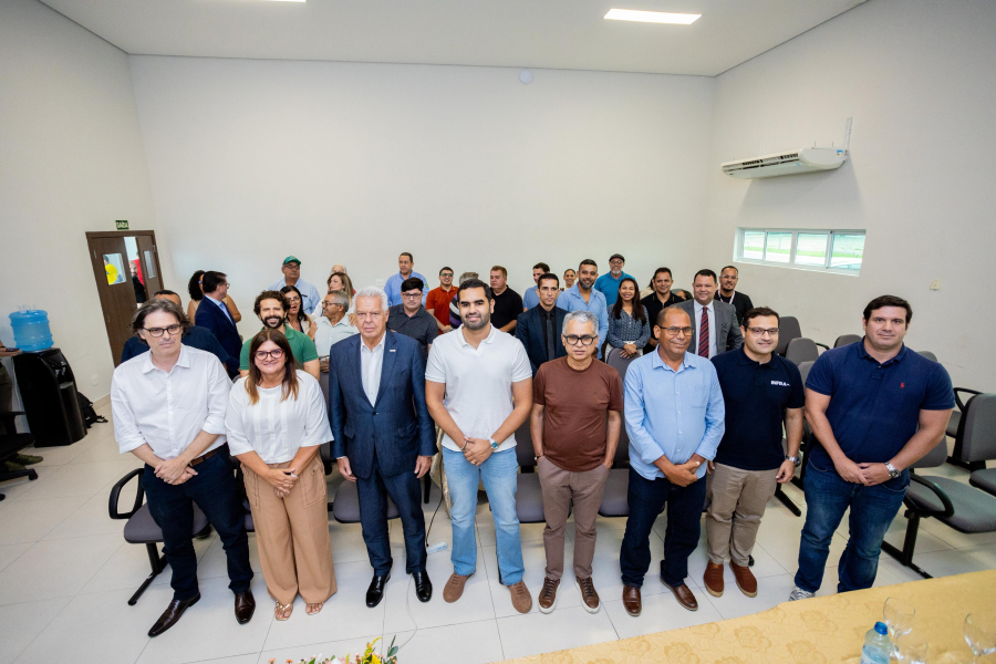 Delmiro Gouveia sedia lançamento de projeto ferroviário turístico para o Sertão