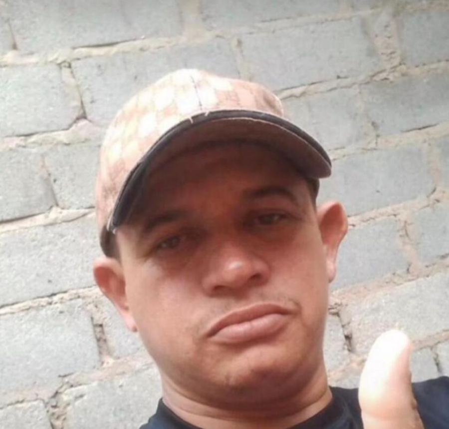 Homem é morto com golpes de faca em Olho d'Água do Casado