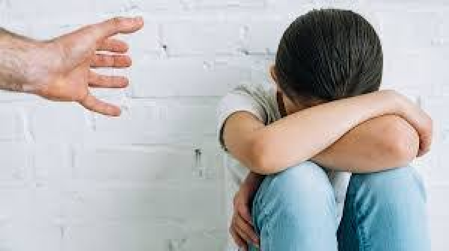 Polícia encontra adolescente embaixo de cama de Professor que foi preso por estupro de vulnerável em Paulo Afonso