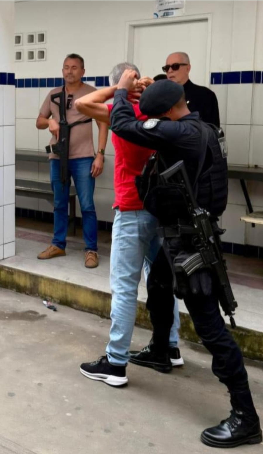 Professor é preso por abuso sexual contra alunos da rede municipal na cidade de Murici região metropolitana de Maceió