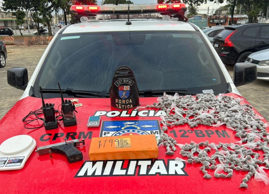 PM apreende armas e mais de 3 kg de drogas em ações na Grande Maceió