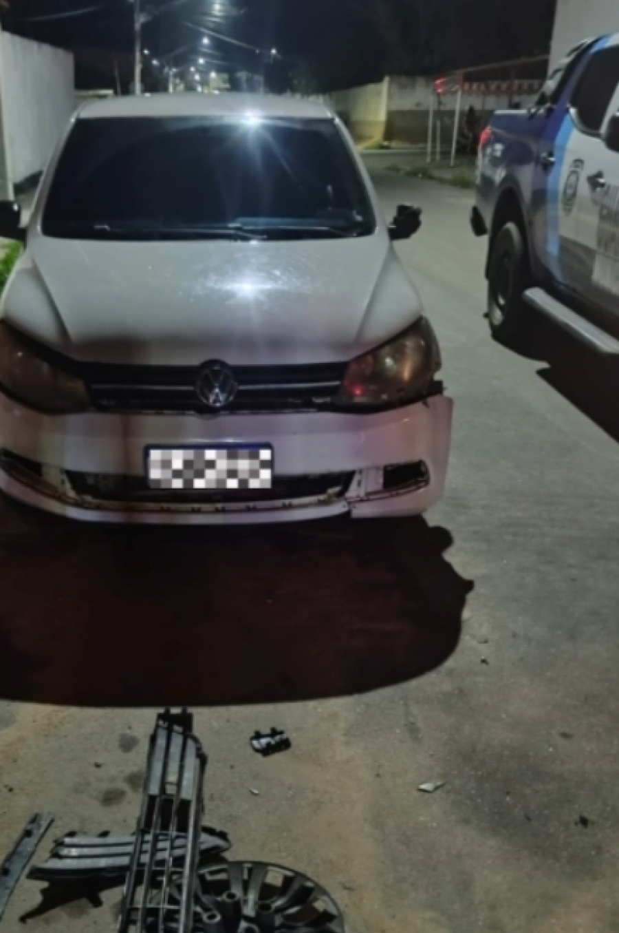 Homem fica agressivo entra em luta corporal e tenta  atacar idosa após um acidente de trânsito no bairro Eldorado em Delmiro Gouveia 