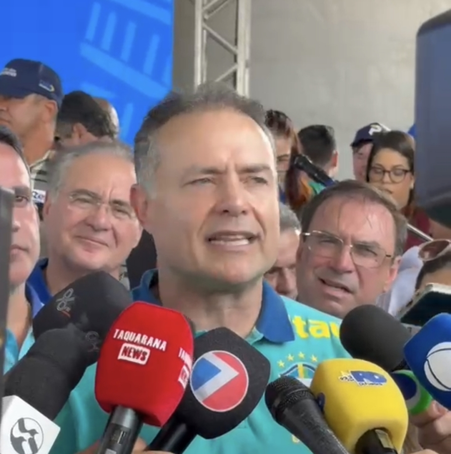 Renan Filho anuncia início dos testes do VLT de Arapiraca