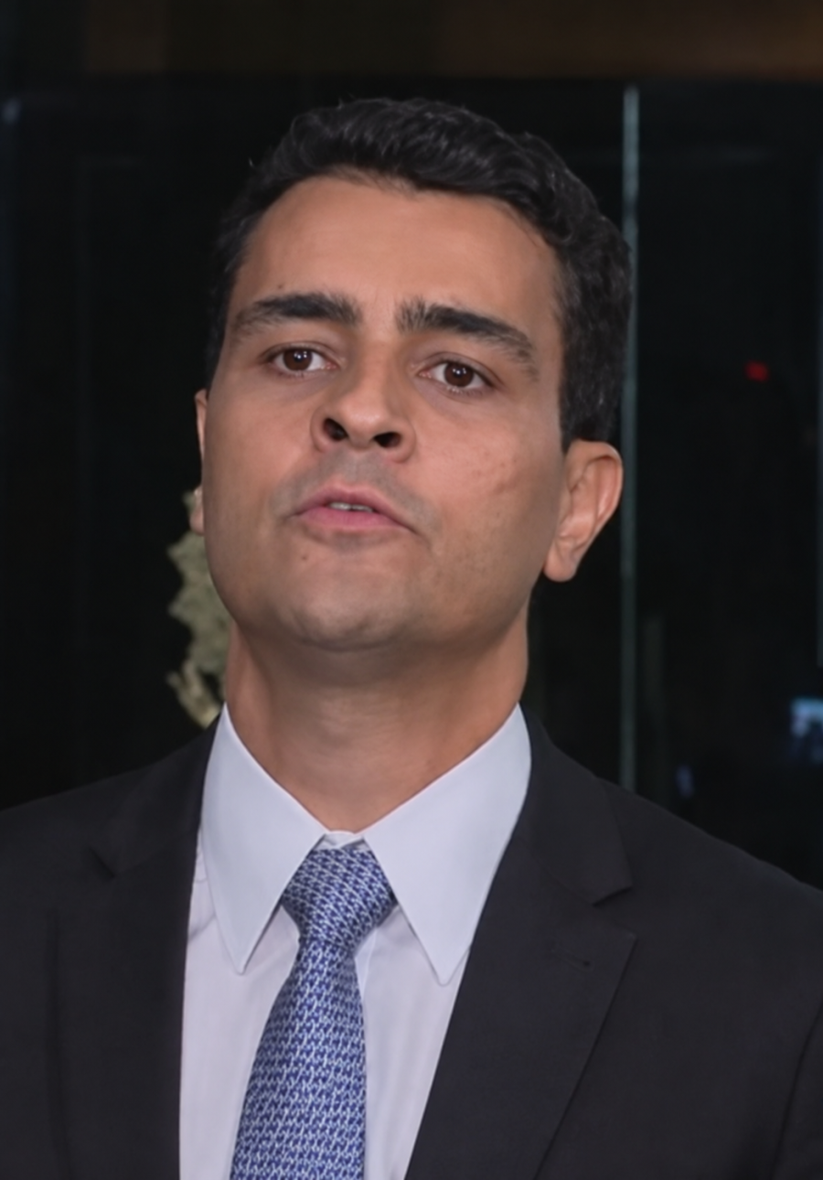 JHC foge de entrevista na TV Gazeta e falta de propostas volta a ser criticada