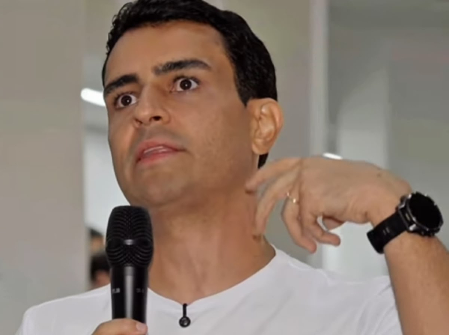 Em desrespeito com o eleitor e a imprensa, JHC ignora debate na Band