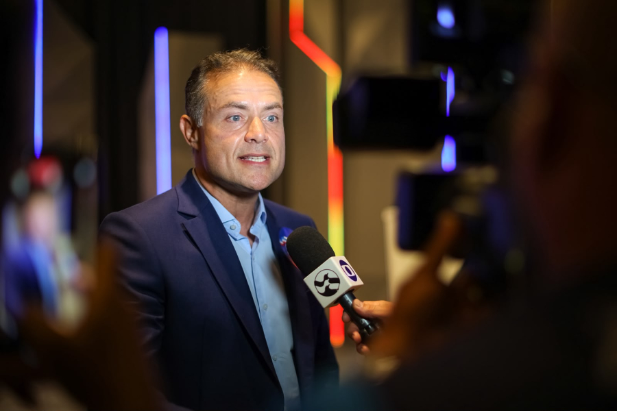“O que há de mais baixo na política”, diz Renan Filho sobre demagogia de JHC em debate