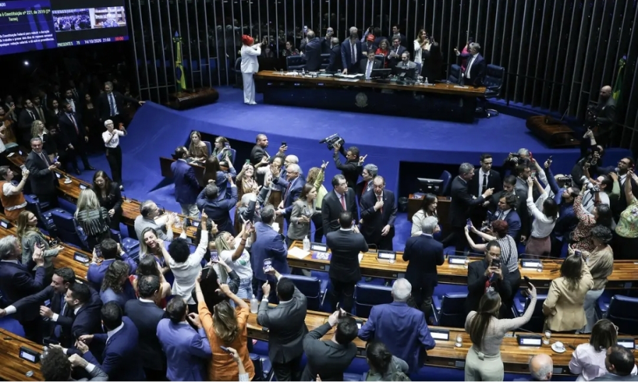 FIM DA ESCALA 6X1: VITÓRIA DO GOVERNO LULA E DOS MOVIMENTOS DE ESQUERDA NO SENADO