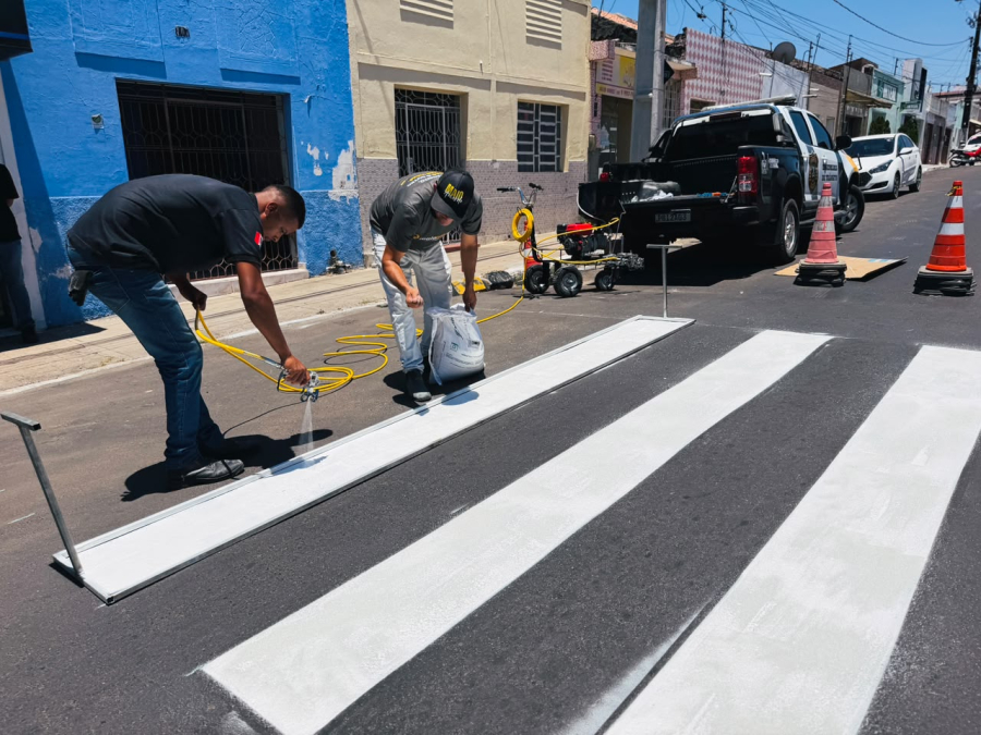 SMTT DE DELMIRO GOUVEIA INVESTE EM NOVA MÁQUINA PARA MODERNIZAR A SINALIZAÇÃO VIÁRIA